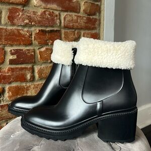 INC SIZE 9 ANKLE BOOTIES